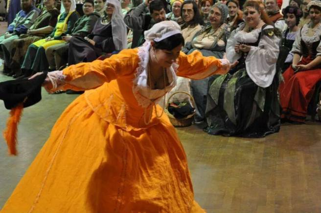 1656059_10152005152513143_107355388_n